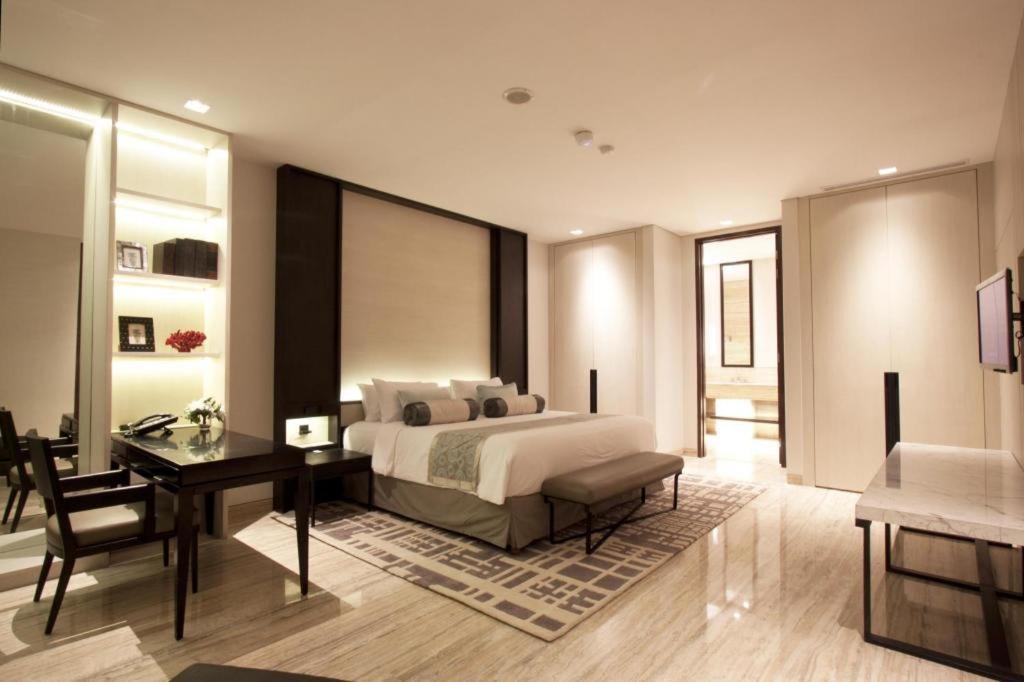 Bumi Segah Hotel Tanjung Redep Ngoại thất bức ảnh