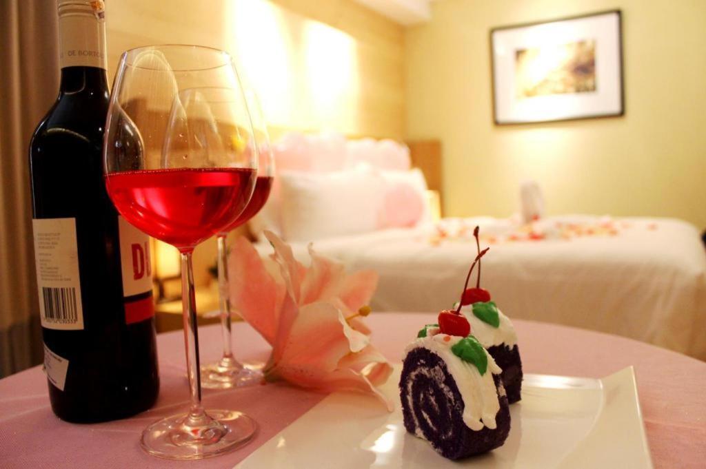 Bumi Segah Hotel Tanjung Redep Ngoại thất bức ảnh