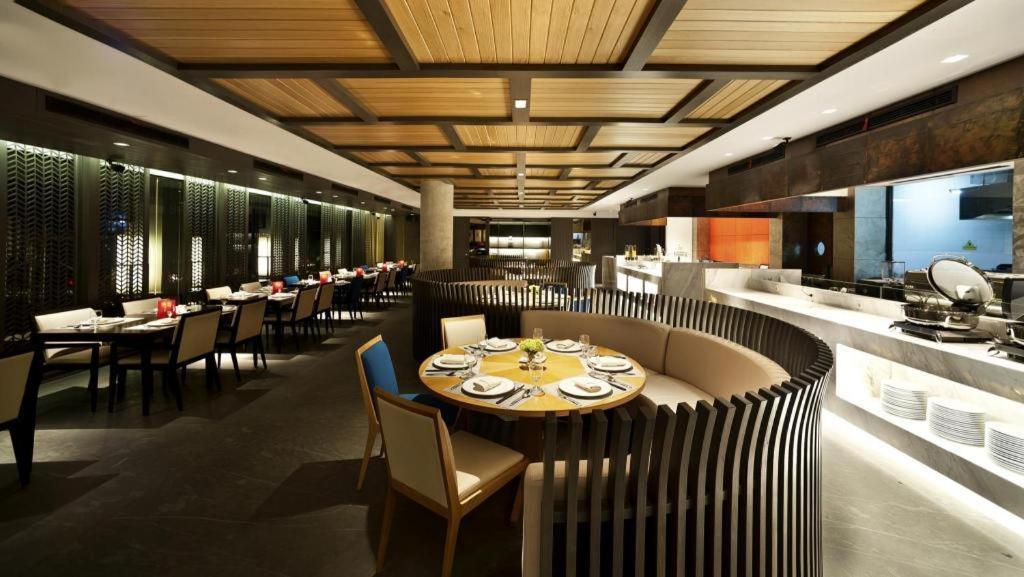 Bumi Segah Hotel Tanjung Redep Ngoại thất bức ảnh